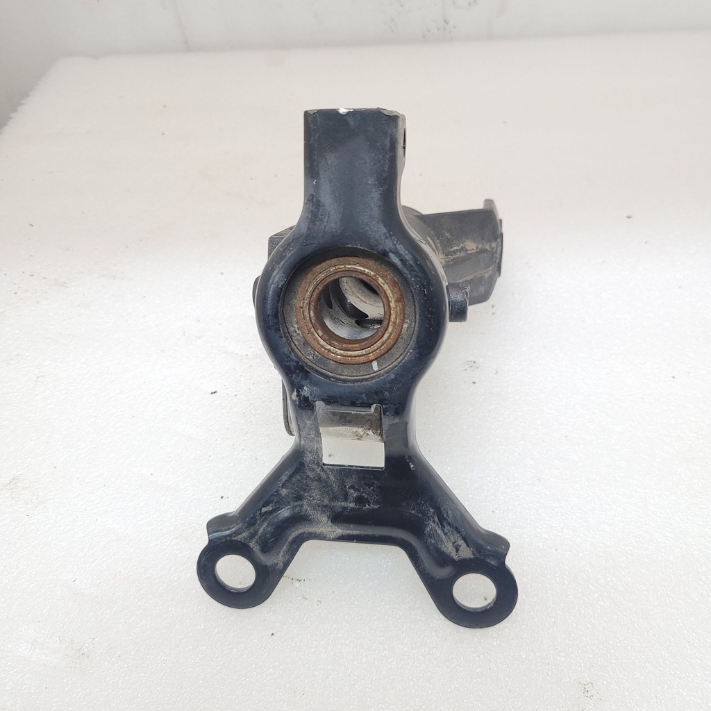 (new ref. 5byv-102004-ad00) bracket, steering wheel