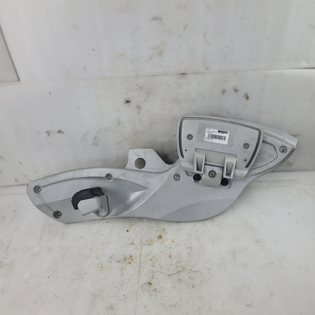 (new ref. 705008521) lh footrest support