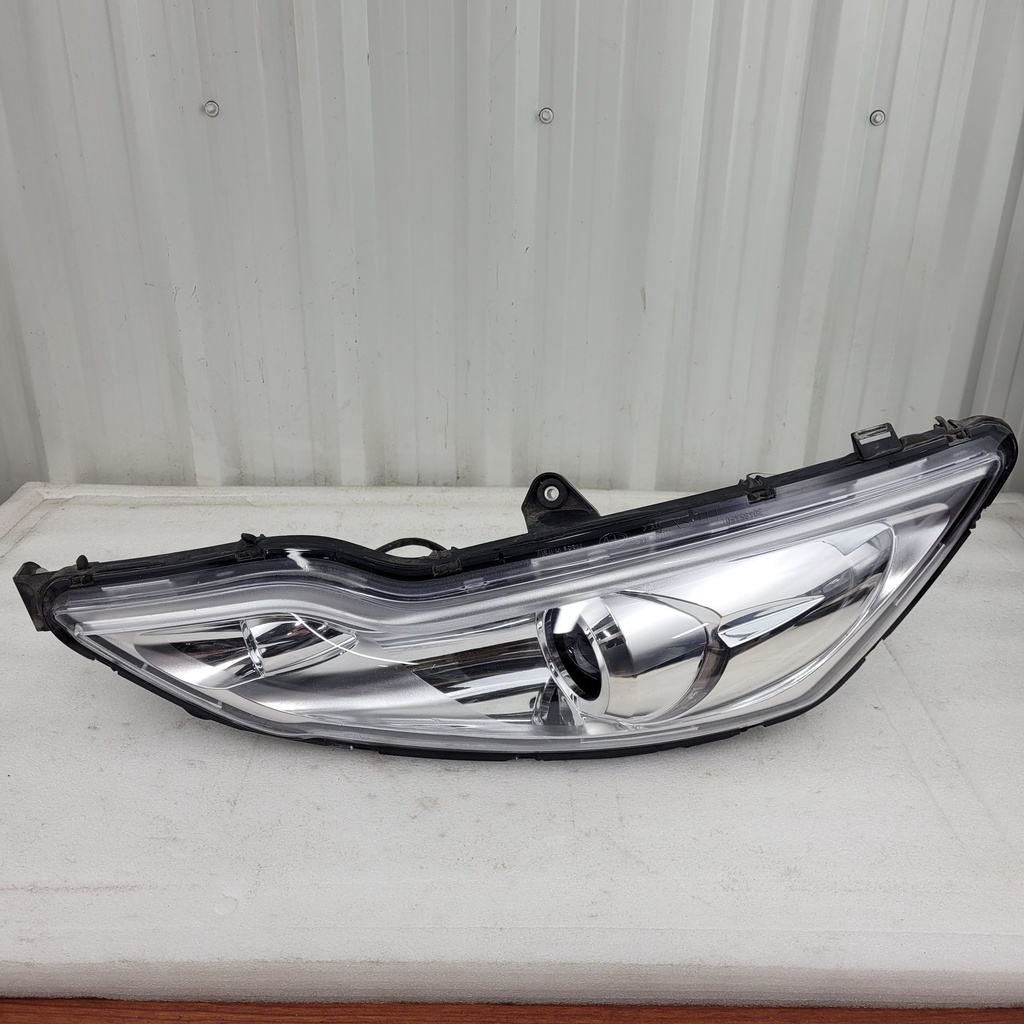 (new ref. 710003256) lh fog light rts except europe,