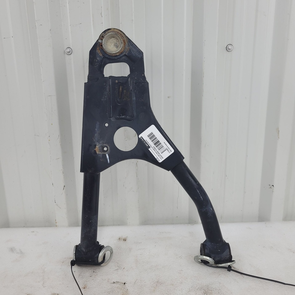 front rh upper swing armâ