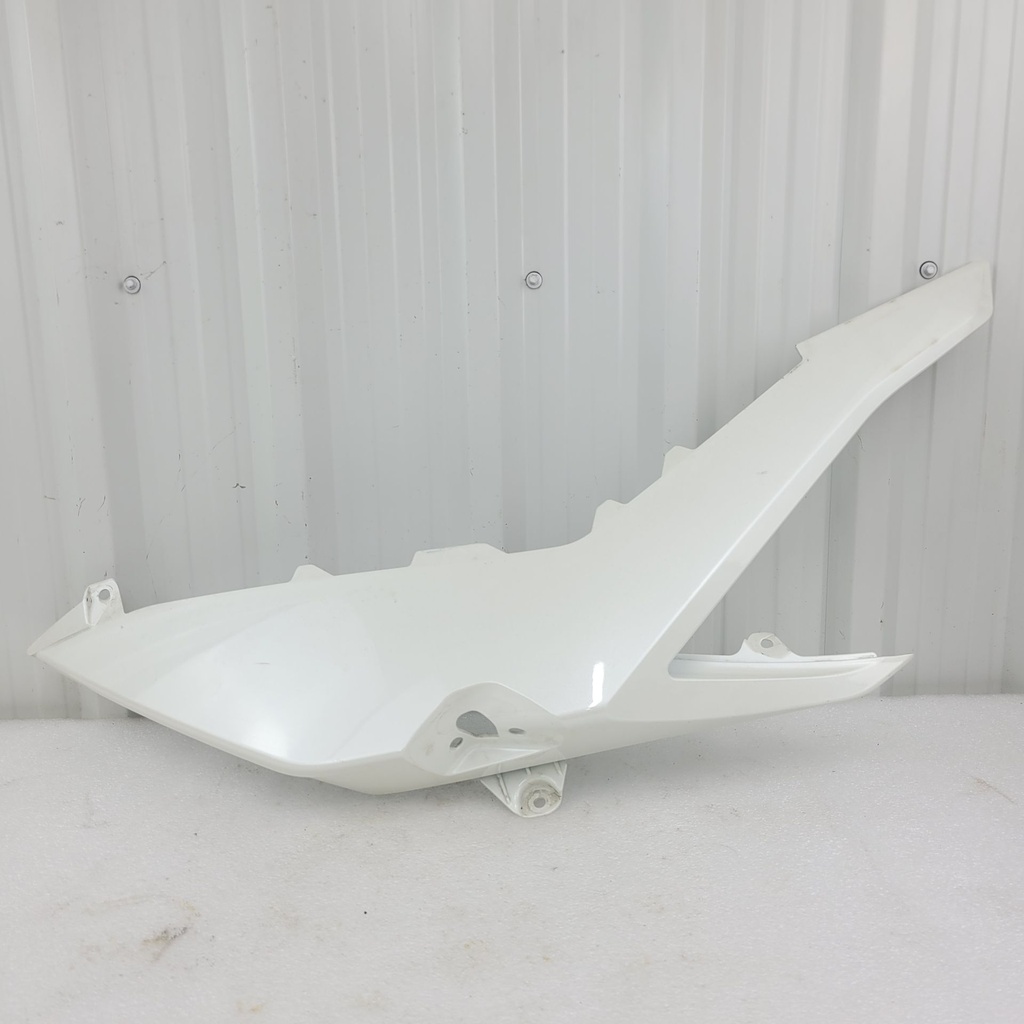 rh vegas white console fairing