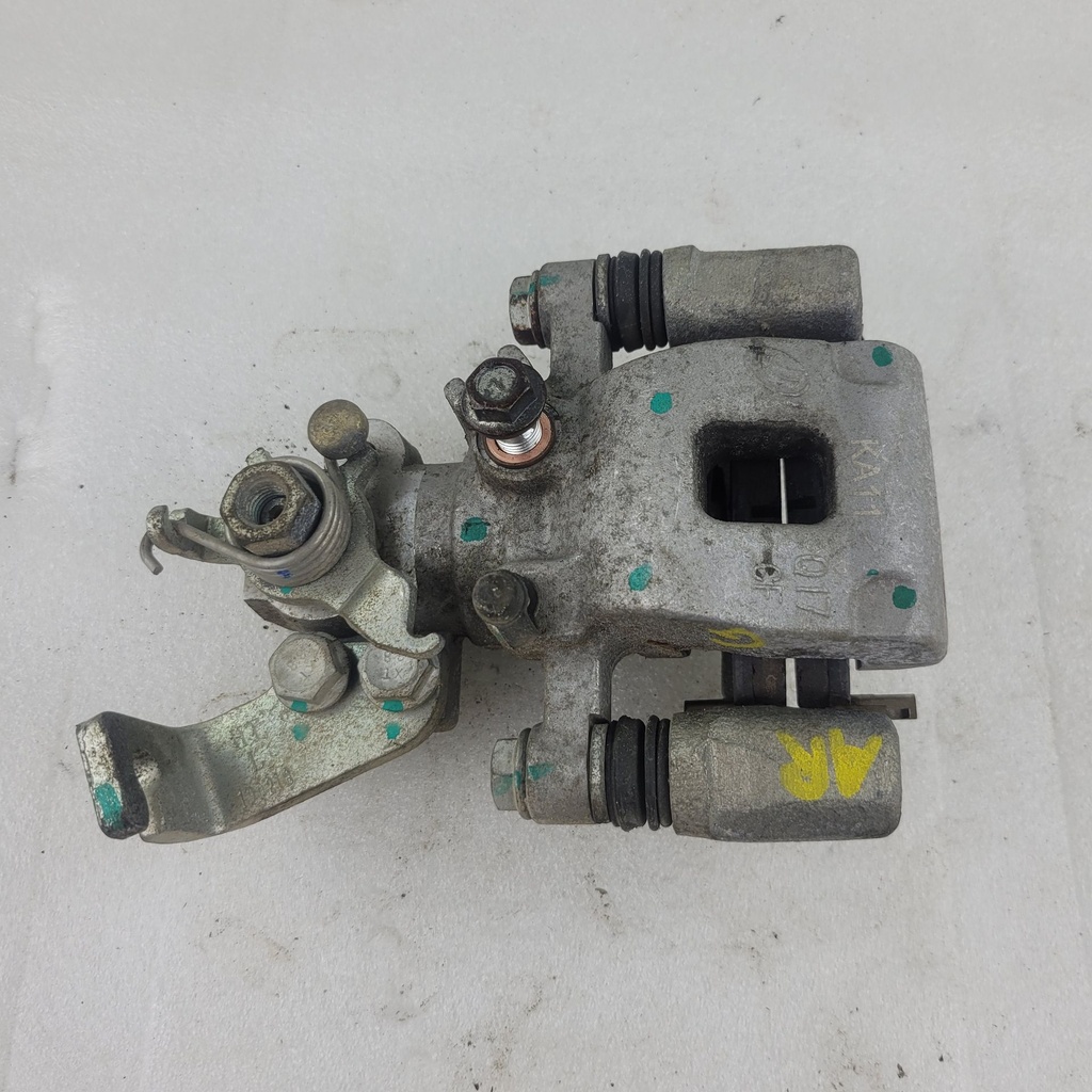 (new ref. 9dsv-081050-b000) rear brake caliper, lh sintered pad