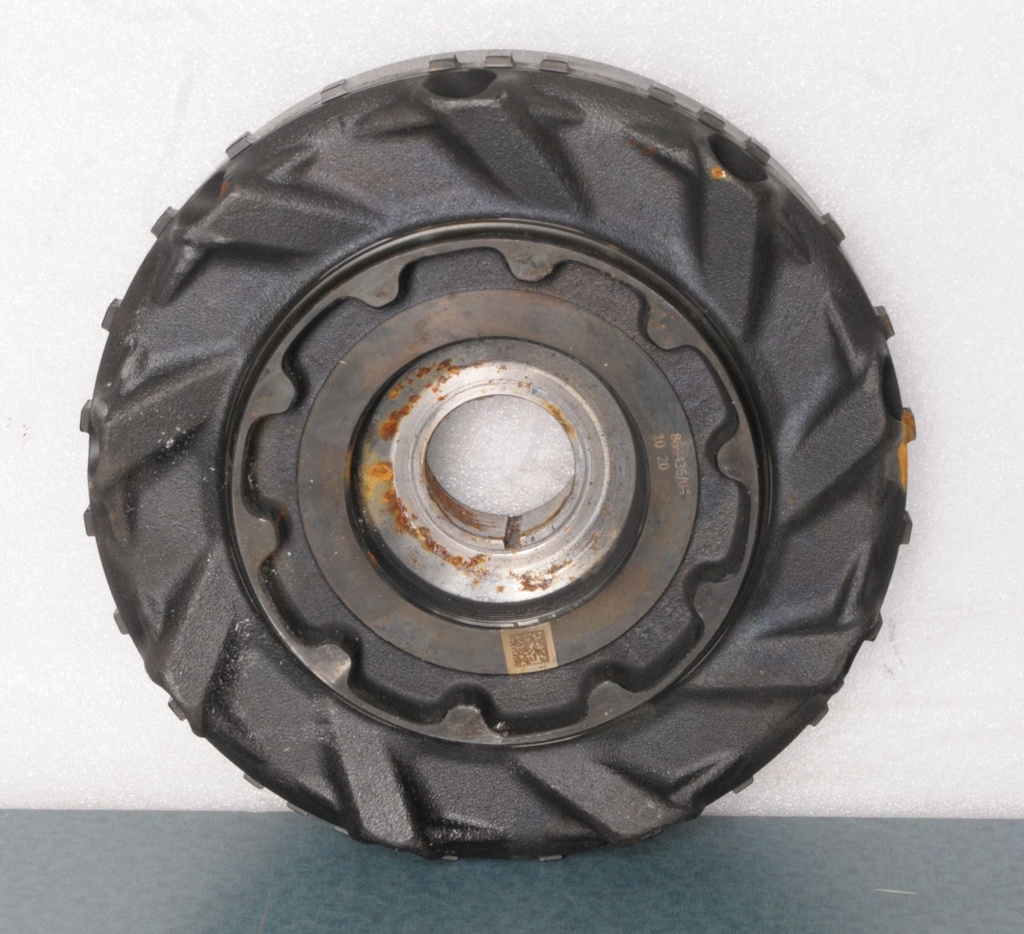 (new ref. 420866046) magneto flywheel shot
