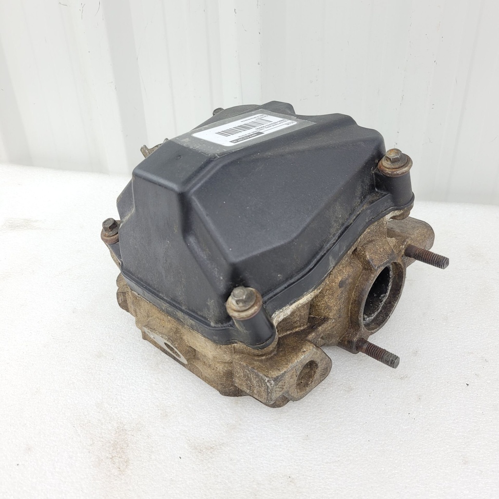 cylinder head assy. rear head on uforce