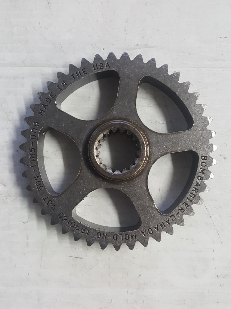 BOMBARDIER 43 Teeth Sprocket, Large - 504148500 ski doo