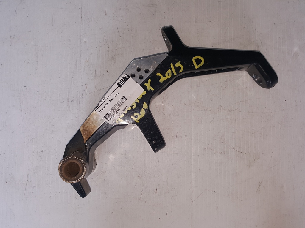 Black RH Ski Leg