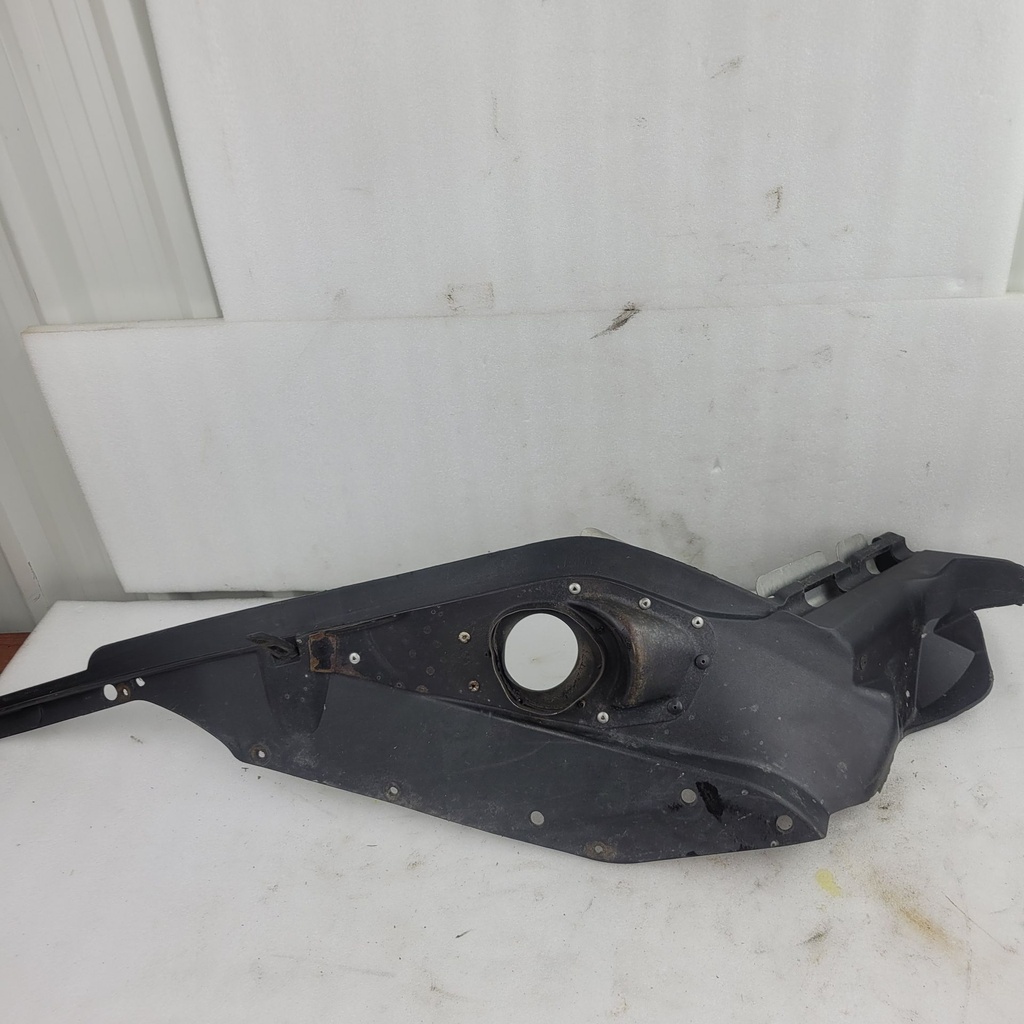 plate, skid - right
