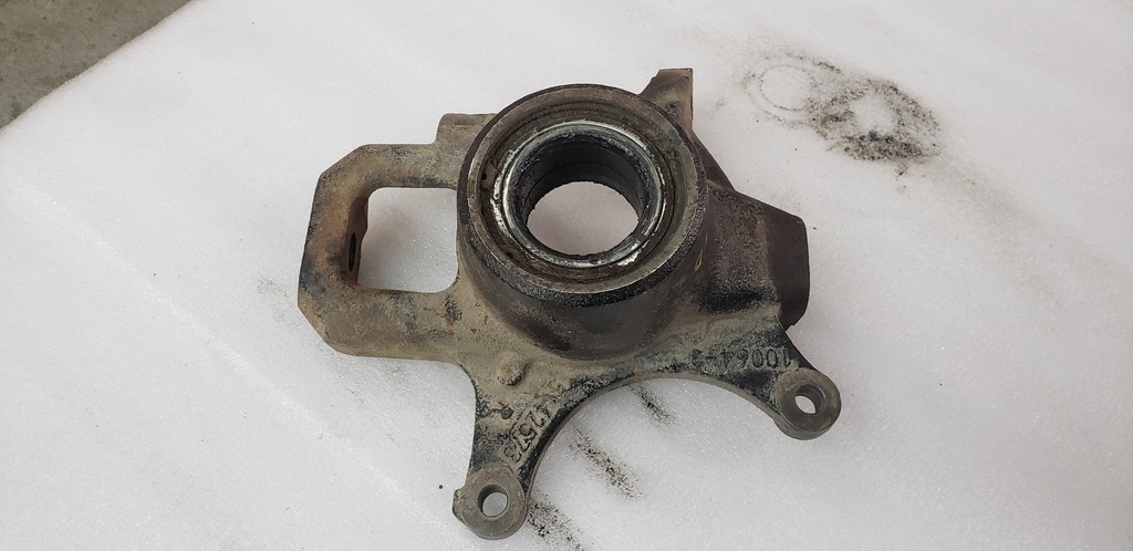 knuckle, front, right
