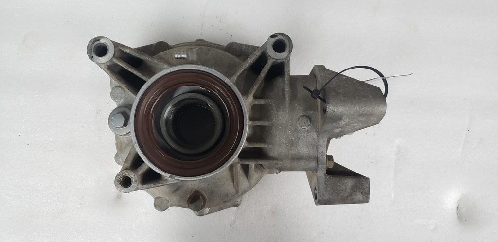 Rear Axle Gear Case Assy - 5UG-46101-10-00 YAMAHA