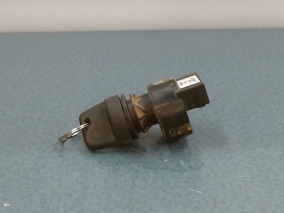 (new ref. 710008400) ignition switch