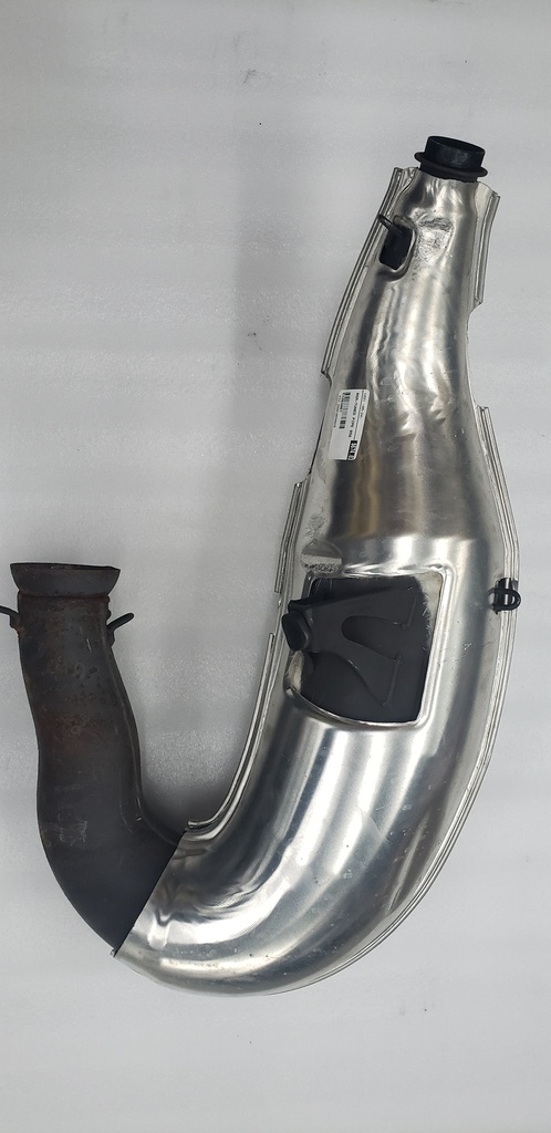 tuned pipe assembly, 850