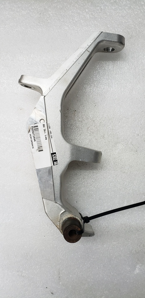 rh ski leg