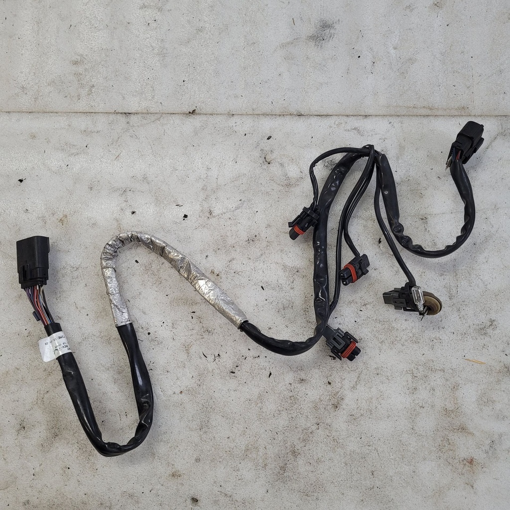 HARNESS HOOD