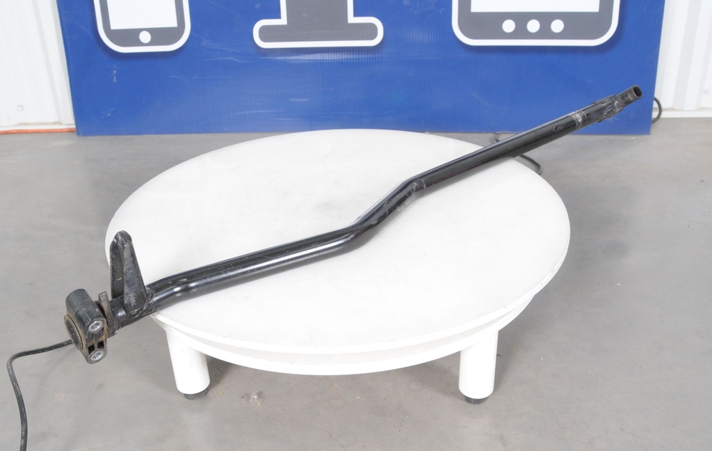 steering post weld, black
