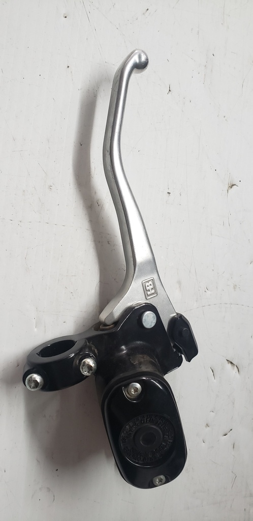 master cylinder assembly with b