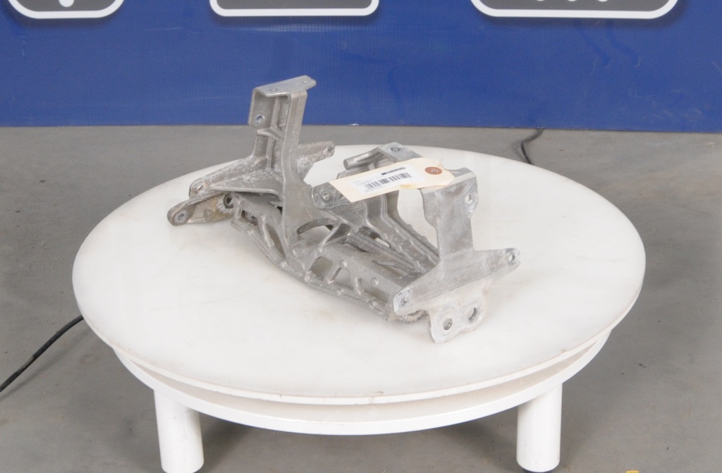 (new ref. 518327487) front suspension support