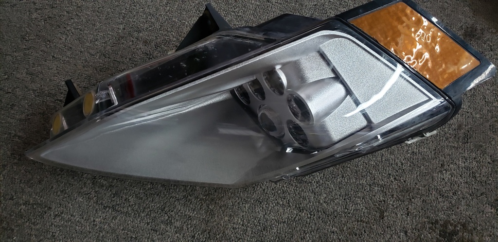 headlight,rh-assy (w/side reflector) (inc. 2)