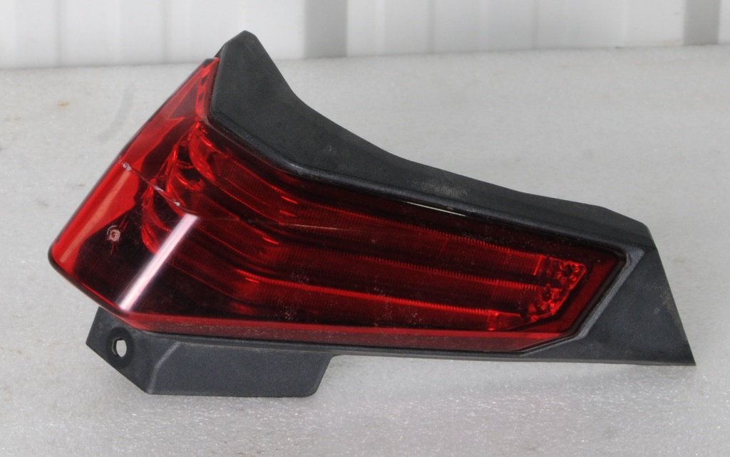 (new ref. 710010213) lh taillight