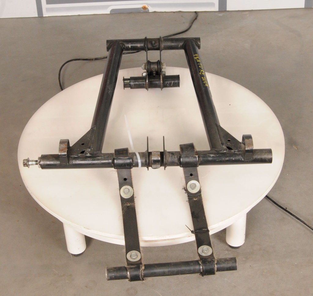 Arm, Pivot 1