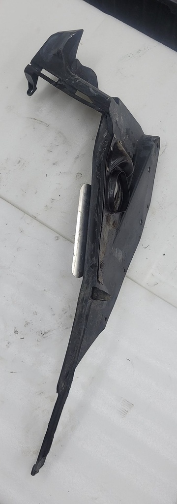 plate, skid - right