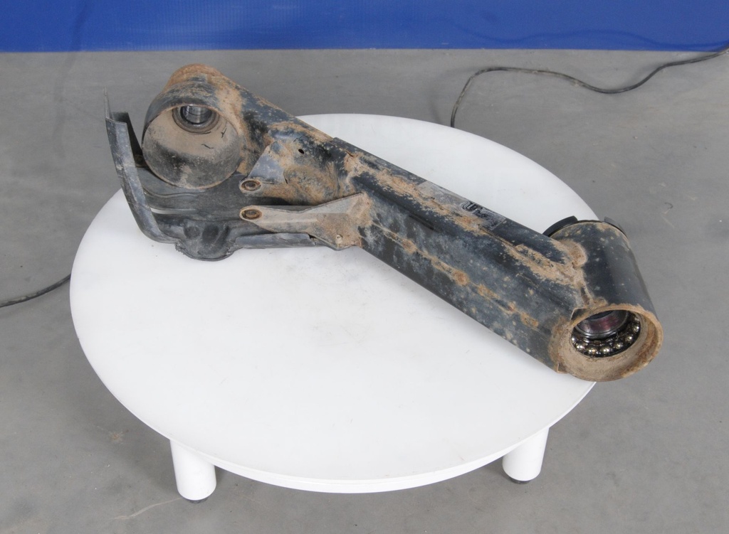 LH Swing Arm