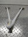 arm, front lower rh. (white)
